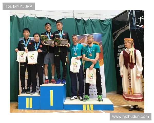 武汉羽毛球队与广州羽毛球队赛后复盘分析个人能力表现与战术对比